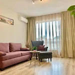 Apartment Blue Lagoon Seafront *