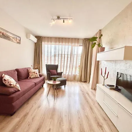 Blue Lagoon Seafront Apartment