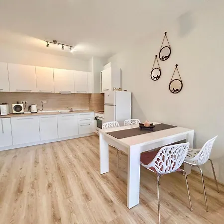 Blue Lagoon Seafront * Varna