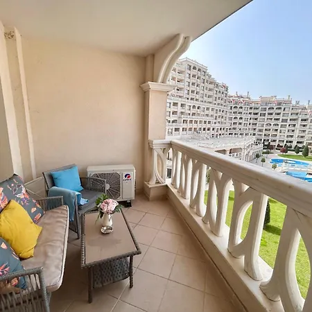 Apartment Blue Lagoon Seafront *