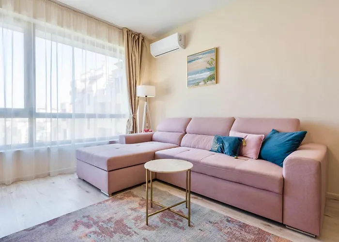 Blue Lagoon Seafront * Warna